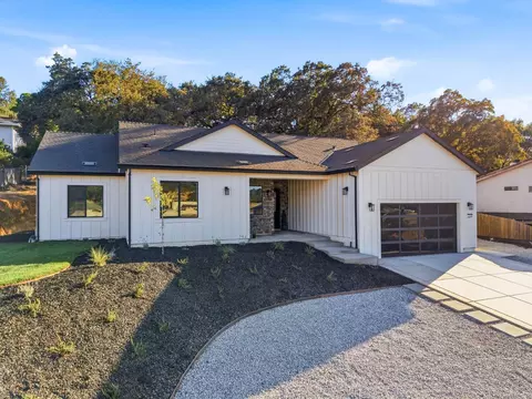 Exterior - 3284 Oxford Rd, Cameron Park, CA 95682 photo 6 of 8