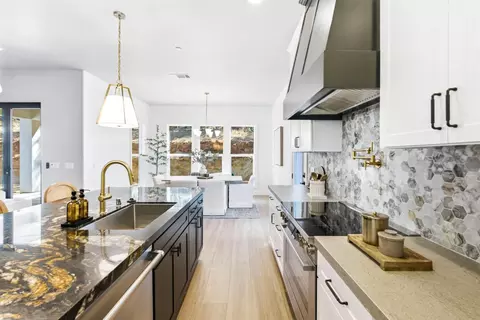 Kitchen - 3284 Oxford Rd, Cameron Park, CA 95682 photo 5 of 7