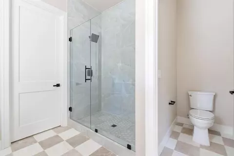Bath - 3284 Oxford Rd, Cameron Park, CA 95682 photo 2 of 4