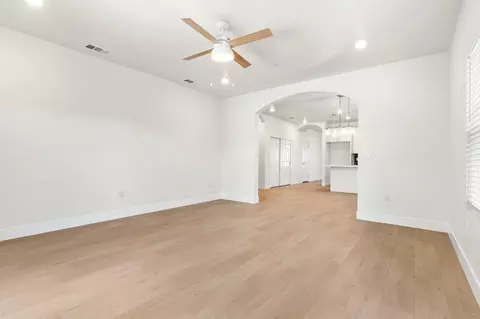 Living - 4426 Sundari Ave, Olivehurst, CA 95961 photo 11 of 13