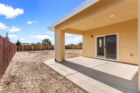 Exterior - 4426 Sundari Ave, Olivehurst, CA 95961 photo 7 of 14