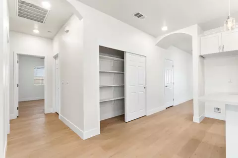 Entry Way - 4426 Sundari Ave, Olivehurst, CA 95961 photo 6 of 11