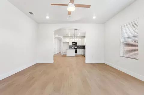 Living - 4426 Sundari Ave, Olivehurst, CA 95961 photo 10 of 13