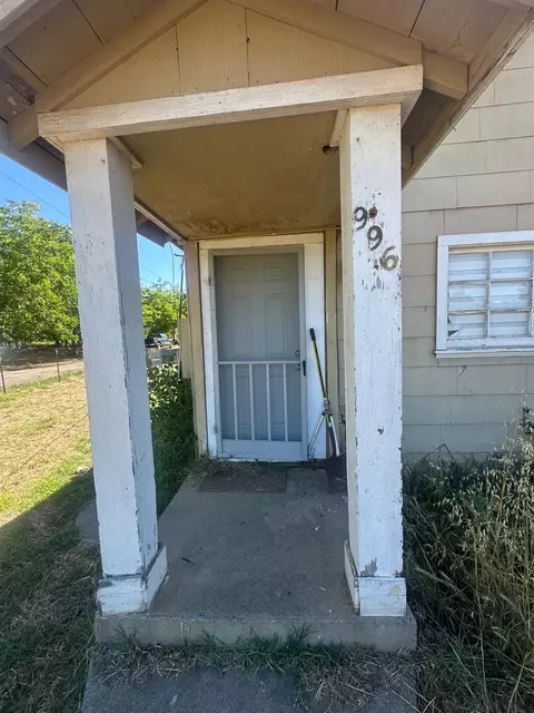 Exterior - 996 Gilstrap, Gridley, CA 95948 photo 1 of 9