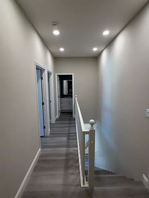 Entry Way - 715 Cambridge Ct, Tracy, CA 95377 photo 2 of 2