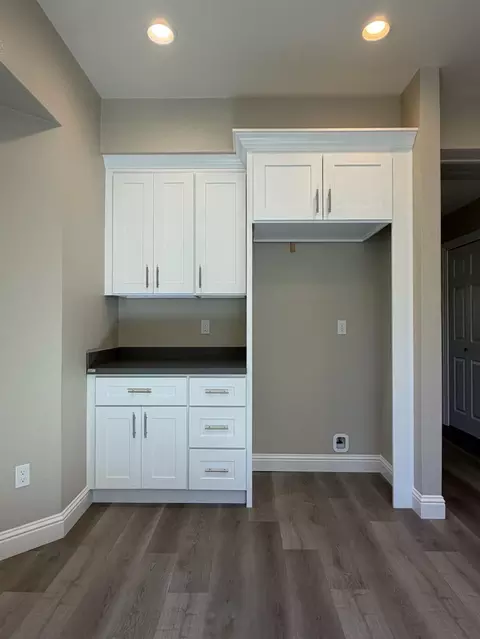 Kitchen - 715 Cambridge Ct, Tracy, CA 95377 photo 3 of 3