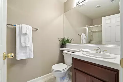 Bath - 935 Shortland Cir, Manteca, CA 95337 photo 6 of 6