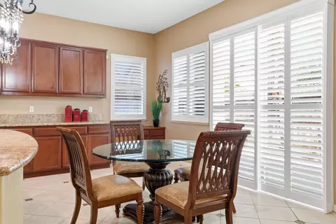 Dining - 935 Shortland Cir, Manteca, CA 95337 photo 1 of 3