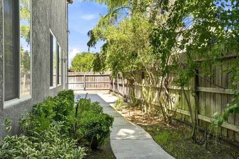 Exterior - 935 Shortland Cir, Manteca, CA 95337 photo 10 of 13