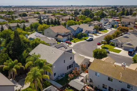 View/Area - 935 Shortland Cir, Manteca, CA 95337 photo 5 of 5