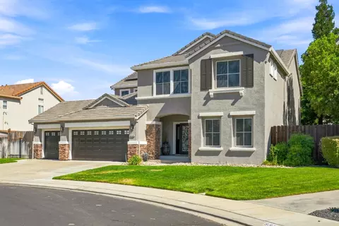Exterior - 935 Shortland Cir, Manteca, CA 95337 photo 3 of 13
