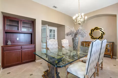 Dining - 935 Shortland Cir, Manteca, CA 95337 photo 2 of 3