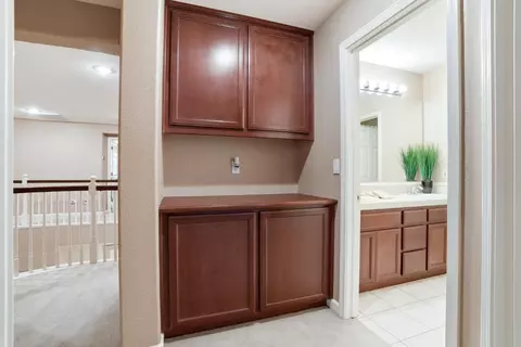 Entry Way - 935 Shortland Cir, Manteca, CA 95337 photo 13 of 13