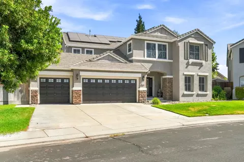 Exterior - 935 Shortland Cir, Manteca, CA 95337 photo 2 of 13