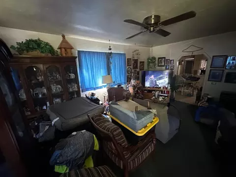 Living - 1059 Indiana, Gridley, CA 95948 photo 1 of 3
