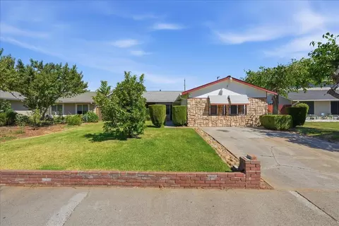 10461 Mills Tower Dr, Rancho Cordova, CA 95670