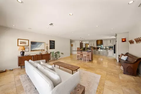 Living - 300 El Rio Ave, Modesto, CA 95354 photo 5 of 5