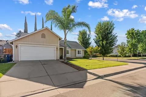 Exterior - 585 Morgan Ct, Merced, CA 95341 photo 2 of 10