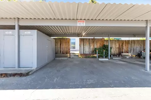Exterior - 4030 Knoll Top Ct, Carmichael, CA 95608 photo 7 of 8