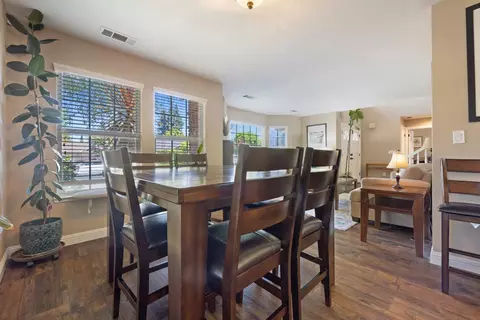 Dining - 1900 Lakeshore Dr, Modesto, CA 95355 photo 2 of 2