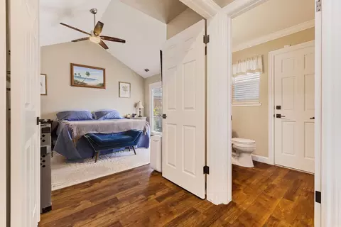 Entry Way - 1900 Lakeshore Dr, Modesto, CA 95355 photo 4 of 14