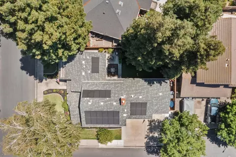 View/Area - 1900 Lakeshore Dr, Modesto, CA 95355 photo 2 of 9