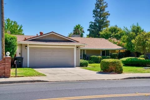 Exterior - 2104 Mable Ave, Modesto, CA 95355 photo 3 of 11