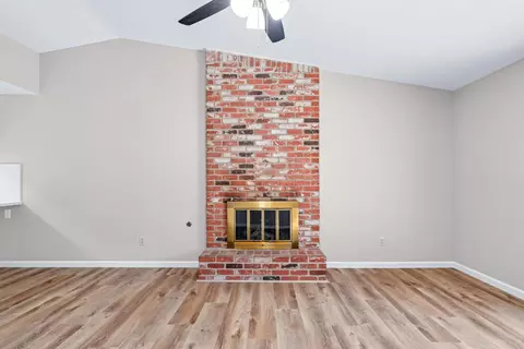 Living - 2104 Mable Ave, Modesto, CA 95355 photo 2 of 4