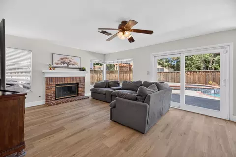 Living - 1315 Eagle St, Tracy, CA 95376 photo 2 of 3