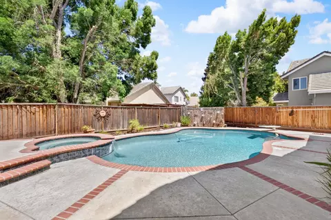 Exterior - 1315 Eagle St, Tracy, CA 95376 photo 6 of 9