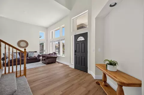 Entry Way - 1315 Eagle St, Tracy, CA 95376 photo 3 of 7