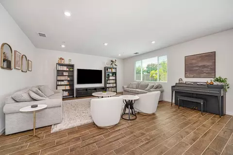 2009 Skipping Stone Way, Roseville, CA 95747