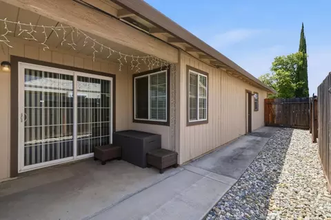 Exterior - 7646 Plaid Cir, Antelope, CA 95843 photo 5 of 18