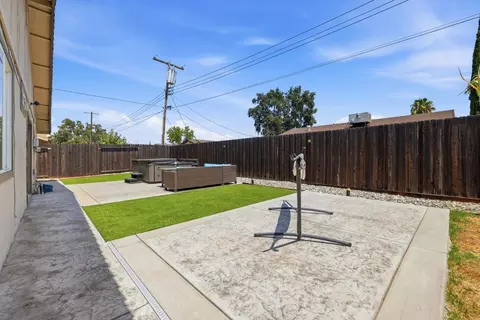 Exterior - 7646 Plaid Cir, Antelope, CA 95843 photo 13 of 18