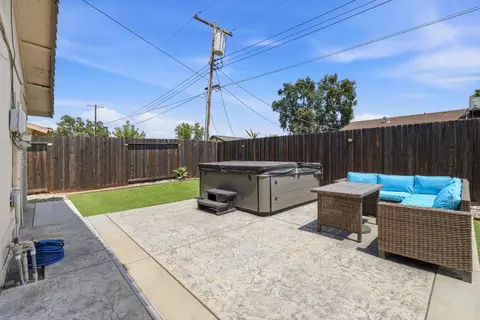 Exterior - 7646 Plaid Cir, Antelope, CA 95843 photo 12 of 18