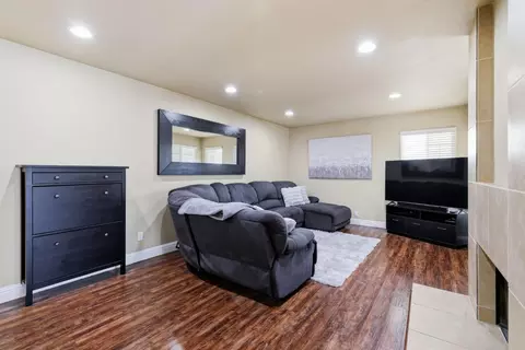 Living - 7646 Plaid Cir, Antelope, CA 95843 photo 1 of 1