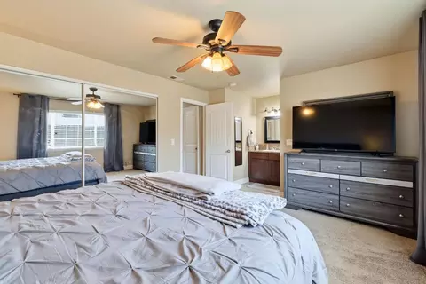 Bedroom - 7646 Plaid Cir, Antelope, CA 95843 photo 10 of 10
