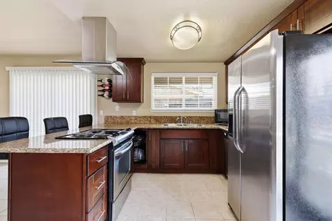 Kitchen - 7646 Plaid Cir, Antelope, CA 95843 photo 3 of 8