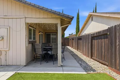 Exterior - 7646 Plaid Cir, Antelope, CA 95843 photo 7 of 18