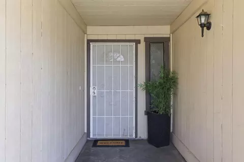 Entry Way - 7646 Plaid Cir, Antelope, CA 95843 photo 1 of 8
