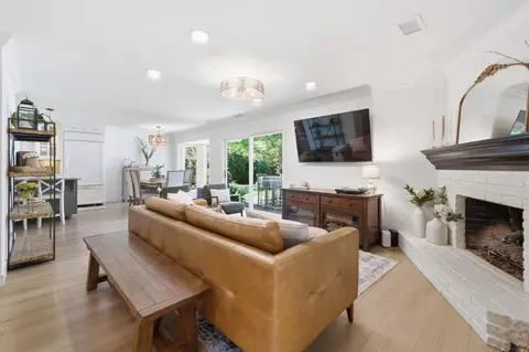 Living - 3303 Biscayne Bay Pl, Davis, CA 95616 photo 3 of 3