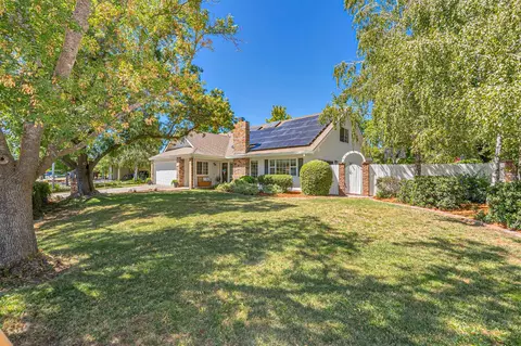 Exterior - 3303 Biscayne Bay Pl, Davis, CA 95616 photo 4 of 12