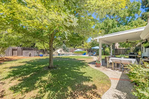 Exterior - 3303 Biscayne Bay Pl, Davis, CA 95616 photo 10 of 12