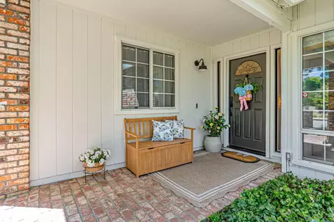 Exterior - 3303 Biscayne Bay Pl, Davis, CA 95616 photo 5 of 12