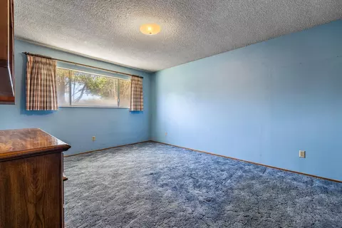 Bedroom - 5800 Mohican Dr, Manteca, CA 95336 photo 4 of 5