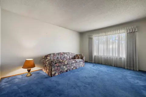 Living - 5800 Mohican Dr, Manteca, CA 95336 photo 1 of 6