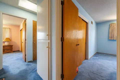 Entry Way - 5800 Mohican Dr, Manteca, CA 95336 photo 5 of 9