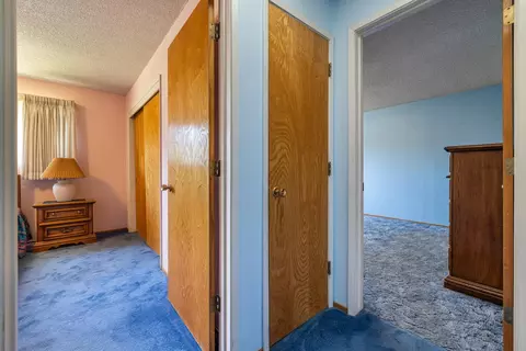 Entry Way - 5800 Mohican Dr, Manteca, CA 95336 photo 8 of 9