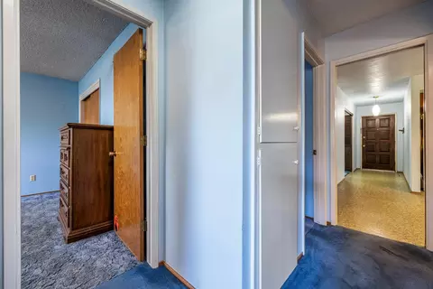 Entry Way - 5800 Mohican Dr, Manteca, CA 95336 photo 9 of 9