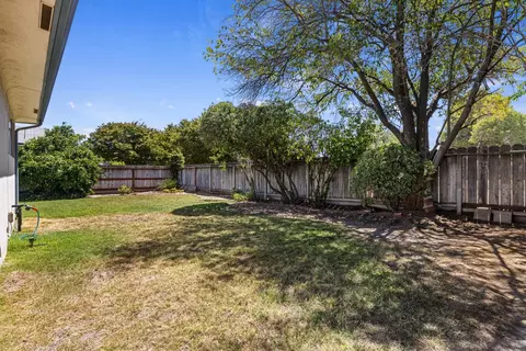 Exterior - 5800 Mohican Dr, Manteca, CA 95336 photo 8 of 8